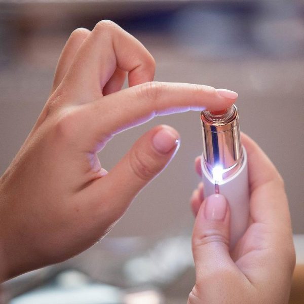 Flawless Instant and Painless Facial Hair Remover - Image 5